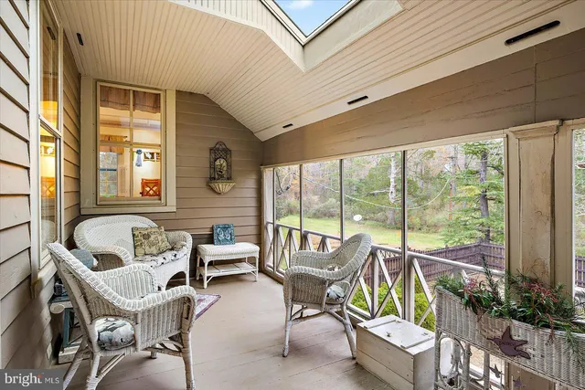 $1,300,000 | 27947 Fairmount Road, Westover, MD 21871