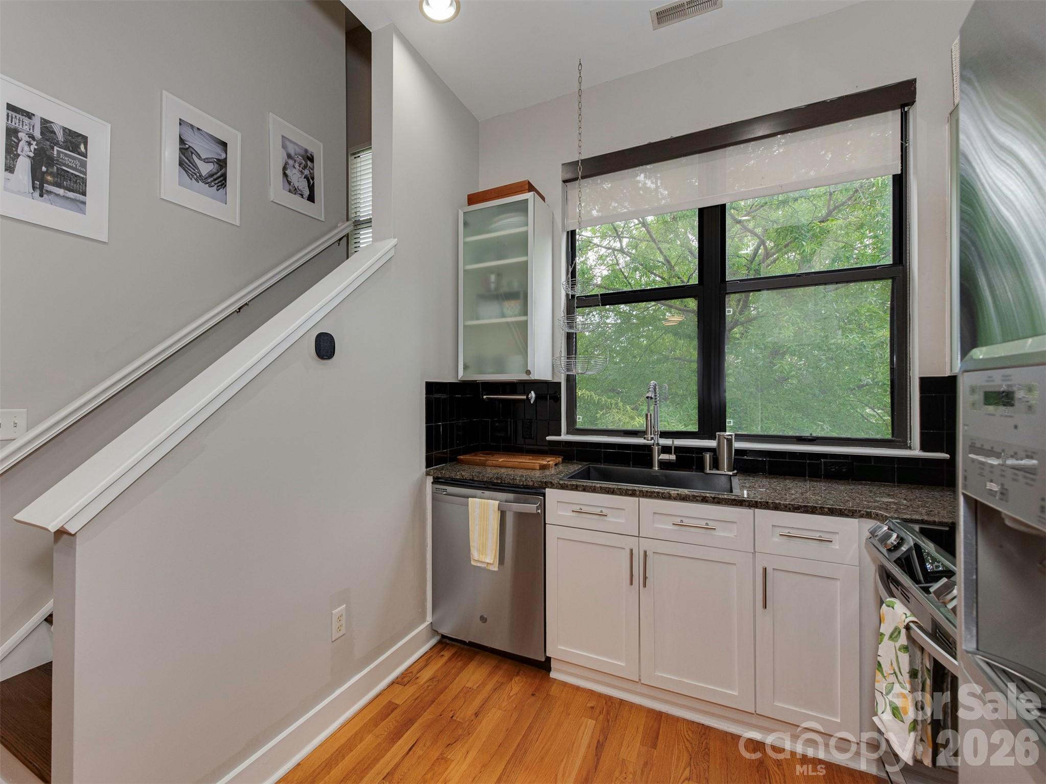 712 North Alexander Street Charlotte, NC 28202 - Photo 17 of 28