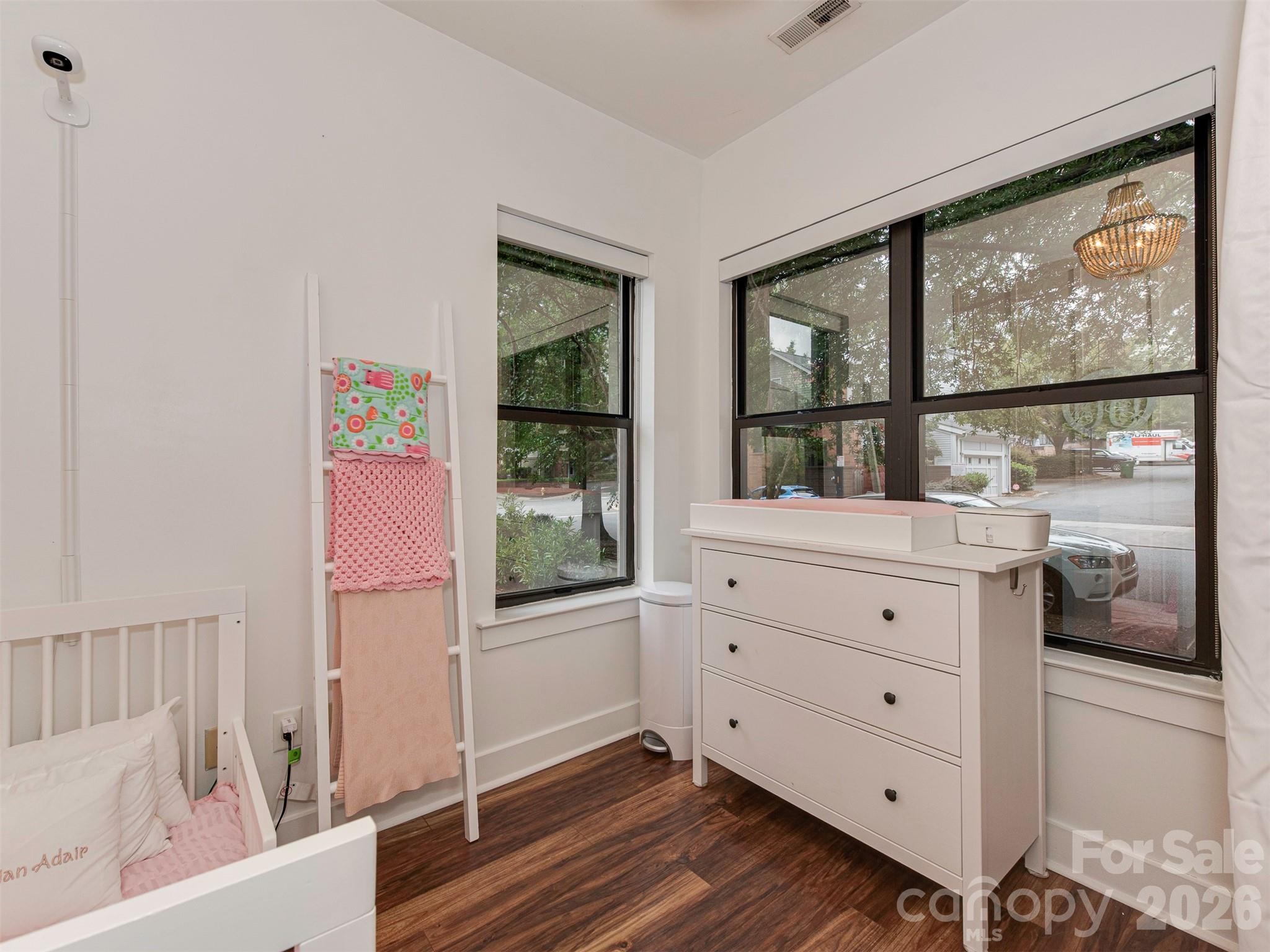 712 North Alexander Street Charlotte, NC 28202 - Photo 4 of 28