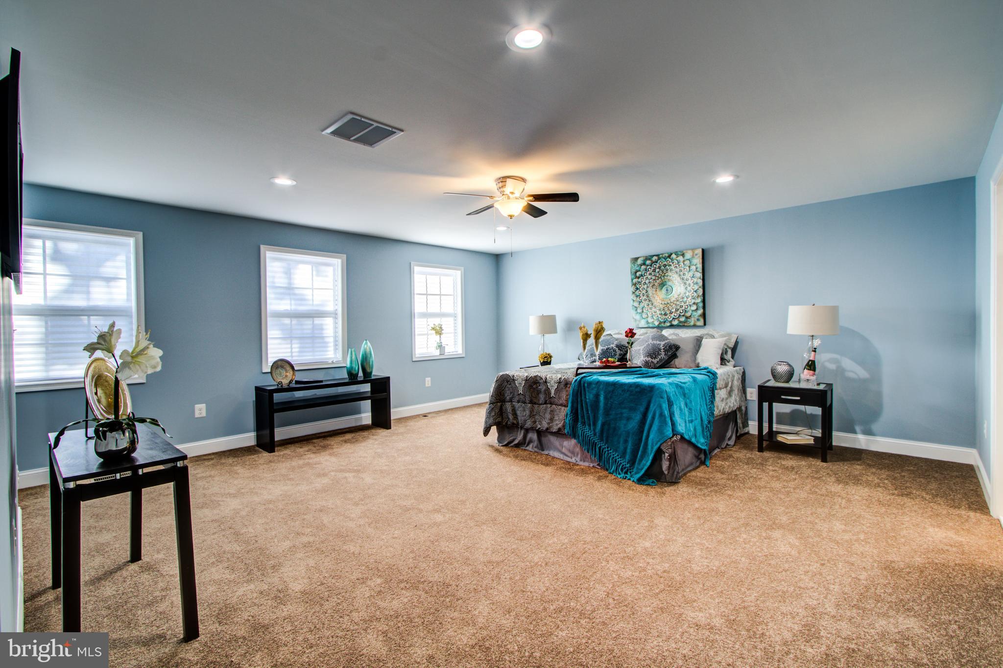 6303 Field Street Capitol Heights, MD 20743 - Photo 15 of 27 Gigantic Master bedroom
