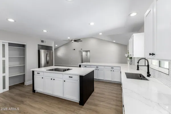 $665,000 | 1537 East Dava Drive, Tempe, AZ 85283