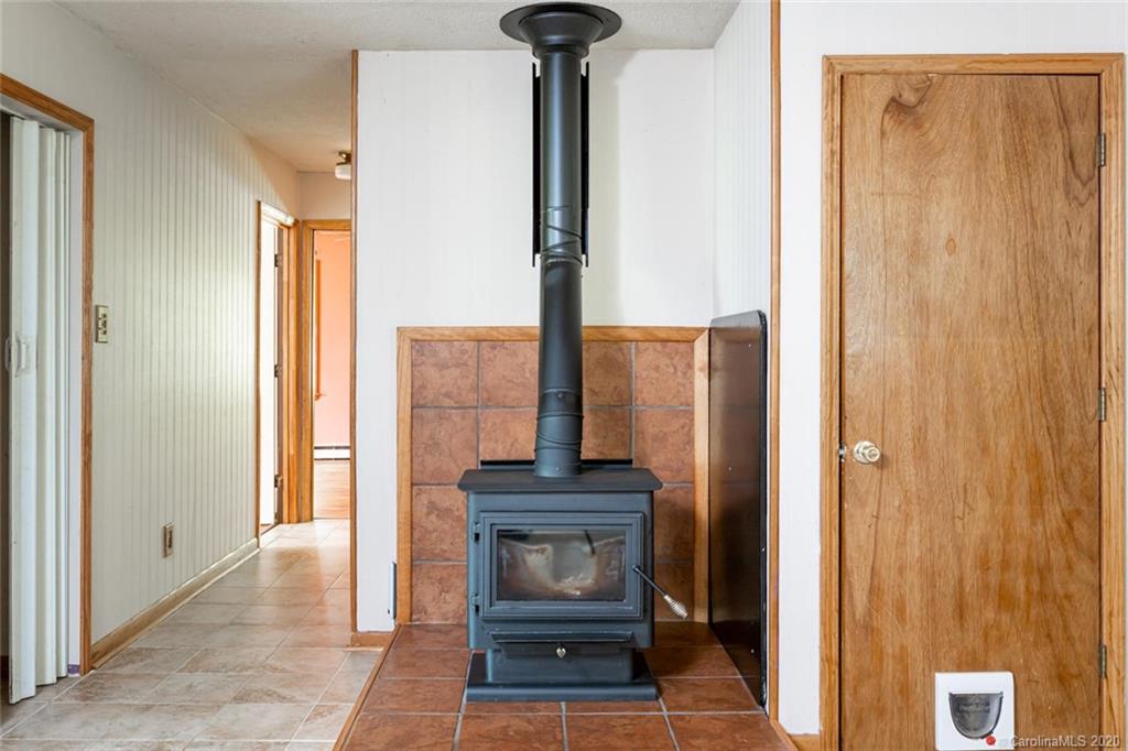 369 Frank Rector Road Marshall, NC 28753 - Photo 13 of 36 Gallery Image 13