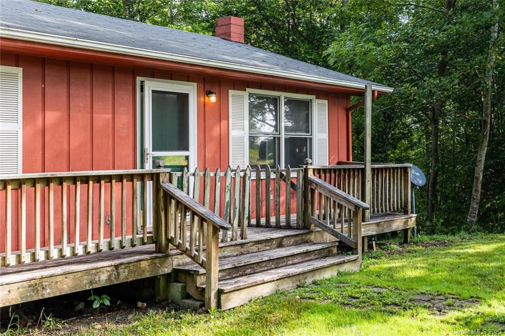 369 Frank Rector Road Marshall, NC 28753 - Photo 4 of 36 Gallery Image 4