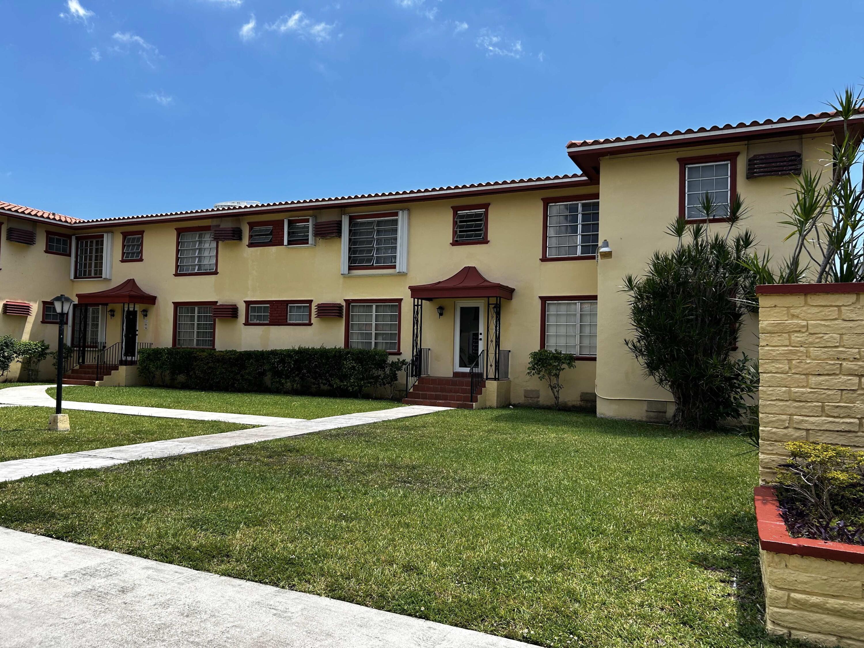 631 Southwest 11th Street, Unit 1W Miami, FL 33129 - Photo 1 of 12 11