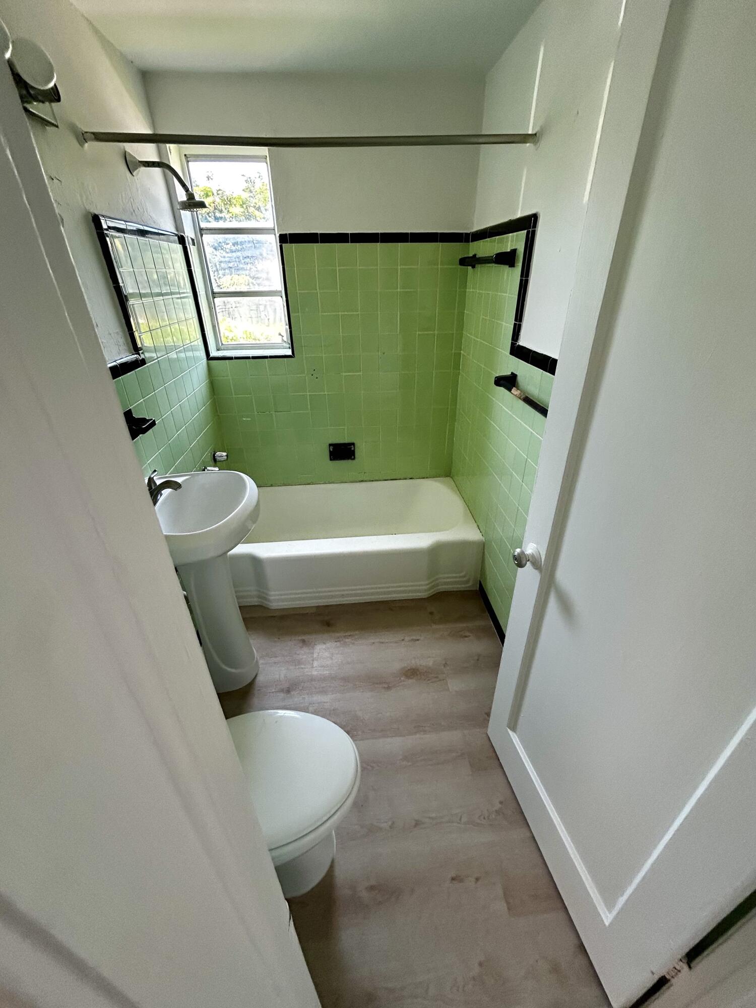 631 Southwest 11th Street, Unit 1W Miami, FL 33129 - Photo 5 of 12 5