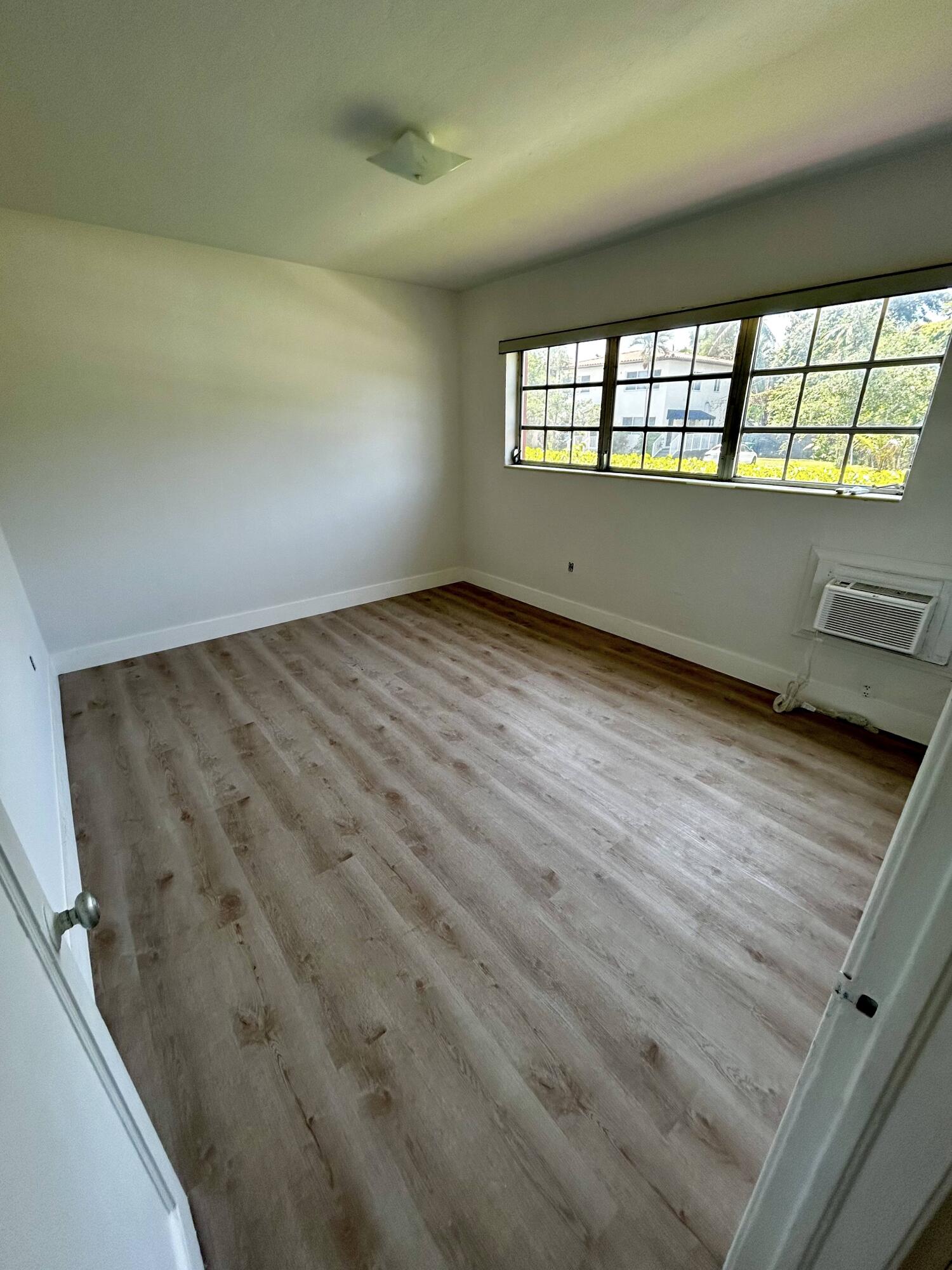 631 Southwest 11th Street, Unit 1W Miami, FL 33129 - Photo 7 of 12 7