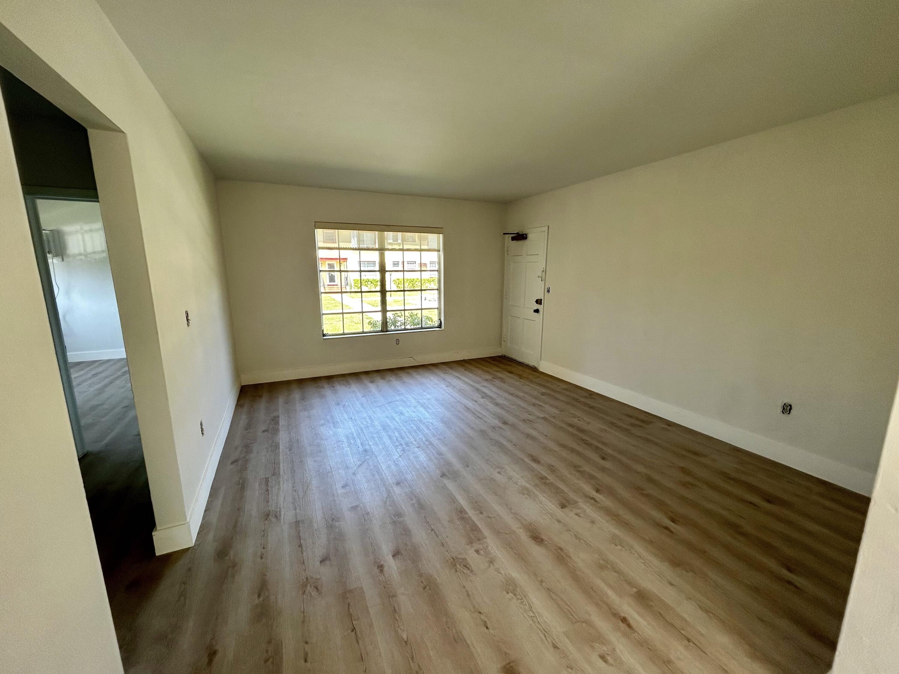 631 Southwest 11th Street, Unit 1W Miami, FL 33129 - Photo 8 of 12 8