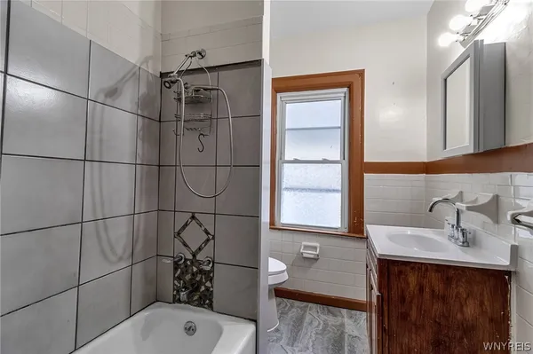 $279,900 | 37 Alsace Avenue, Buffalo, NY 14220