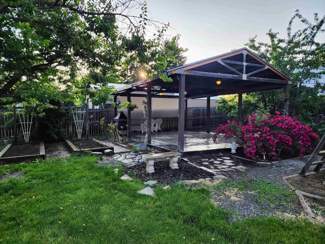 $684,900 | 4107 North Bessie Road, Spokane, WA 99212