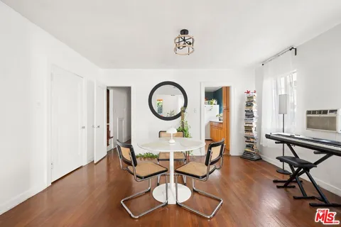 $1,500,000 | 2243 India Street, Los Angeles, CA 90039