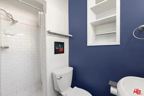 $1,500,000 | 2243 India Street, Los Angeles, CA 90039