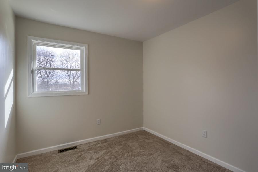 1859 Spring Road Carlisle, PA 17013 - Photo 18 of 25 Gallery Image 18