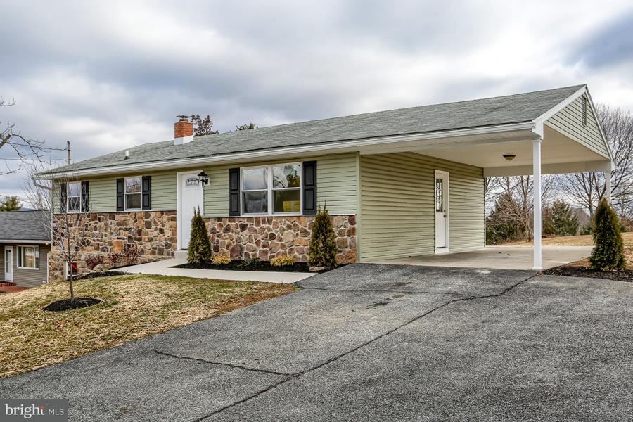 1859 Spring Road Carlisle, PA 17013 - Photo 10 of 25 Gallery Image 10