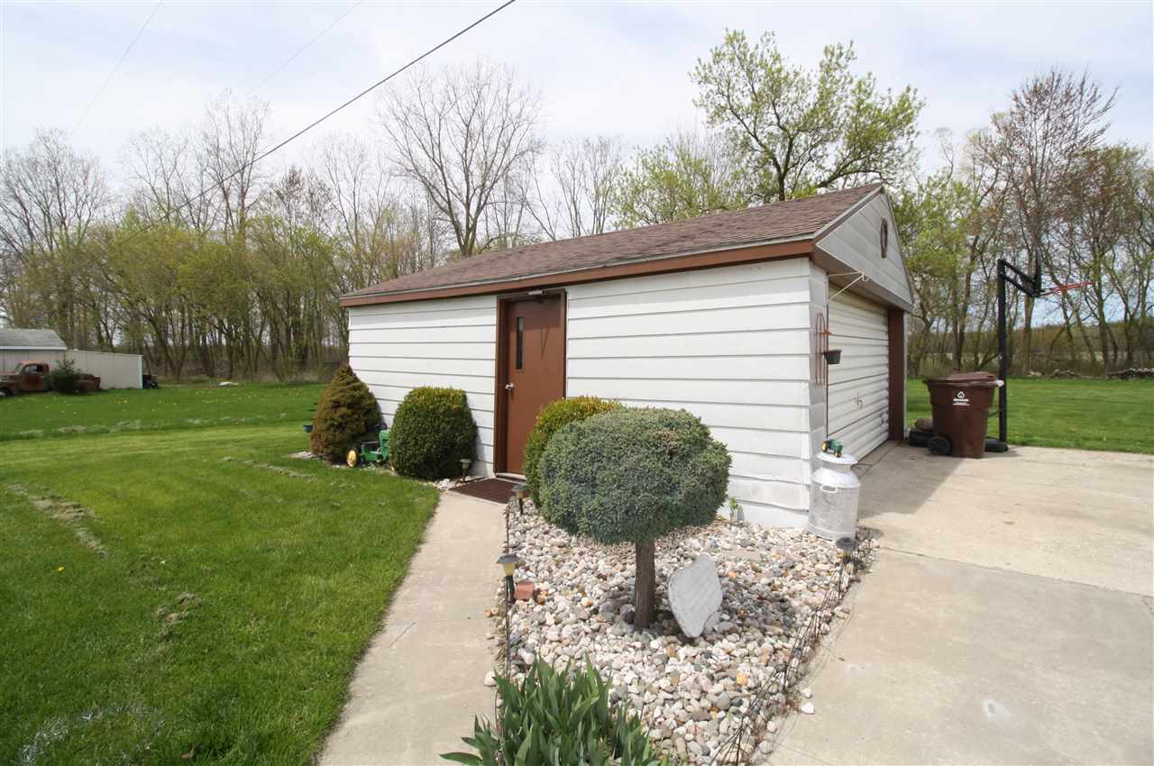 5386 West Polk Road Alma, MI 48801 - Photo 3 of 26 1860654-2.JPG