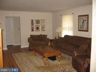 102 Province Line Road Wrightstown, NJ 08562 - Photo 2 of 6