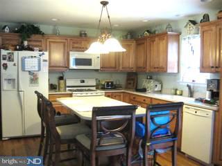 102 Province Line Road Wrightstown, NJ 08562 - Photo 4 of 6