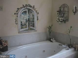 102 Province Line Road Wrightstown, NJ 08562 - Photo 5 of 6