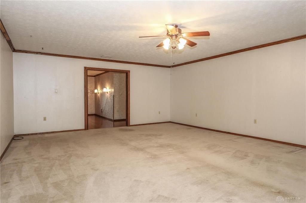 255 Tetbury Road Troy, OH 45373 - Photo 7 of 30
