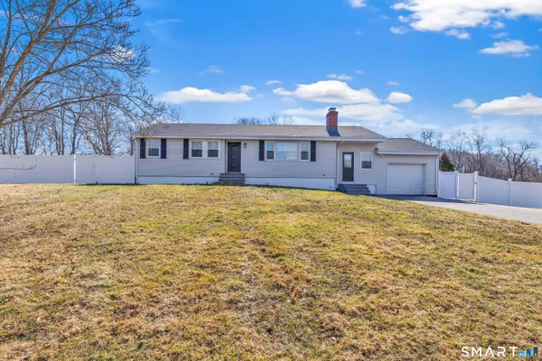 $379,999 | 337 Thompson Street, East Haven, CT 06513