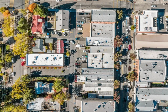 $3,100,000 | 1336 Oak Avenue, St. Helena, CA 94574