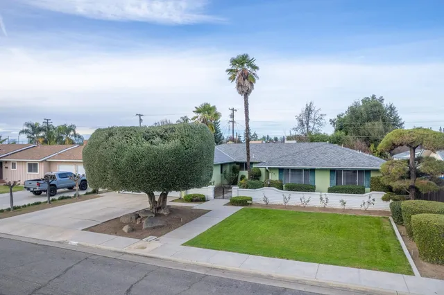 $500,000 | 1461 Windsor Drive, Kingsburg, CA 93631