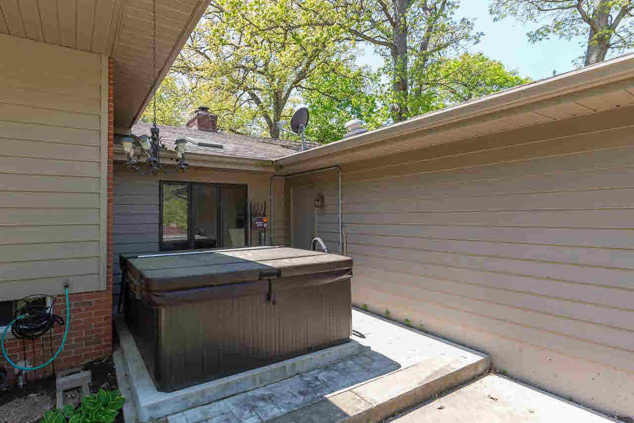 13 Forest Road Rock Island, IL 61201 - Photo 23 of 24 Gallery Image 23
