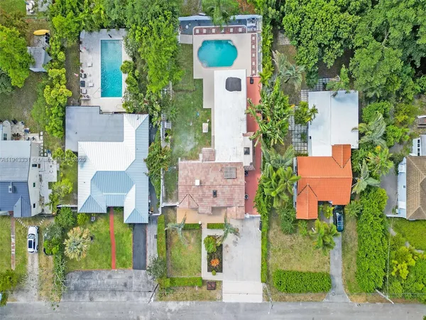 $1,225,000 | 1102 Northeast 117th Street, Biscayne Park, FL 33161