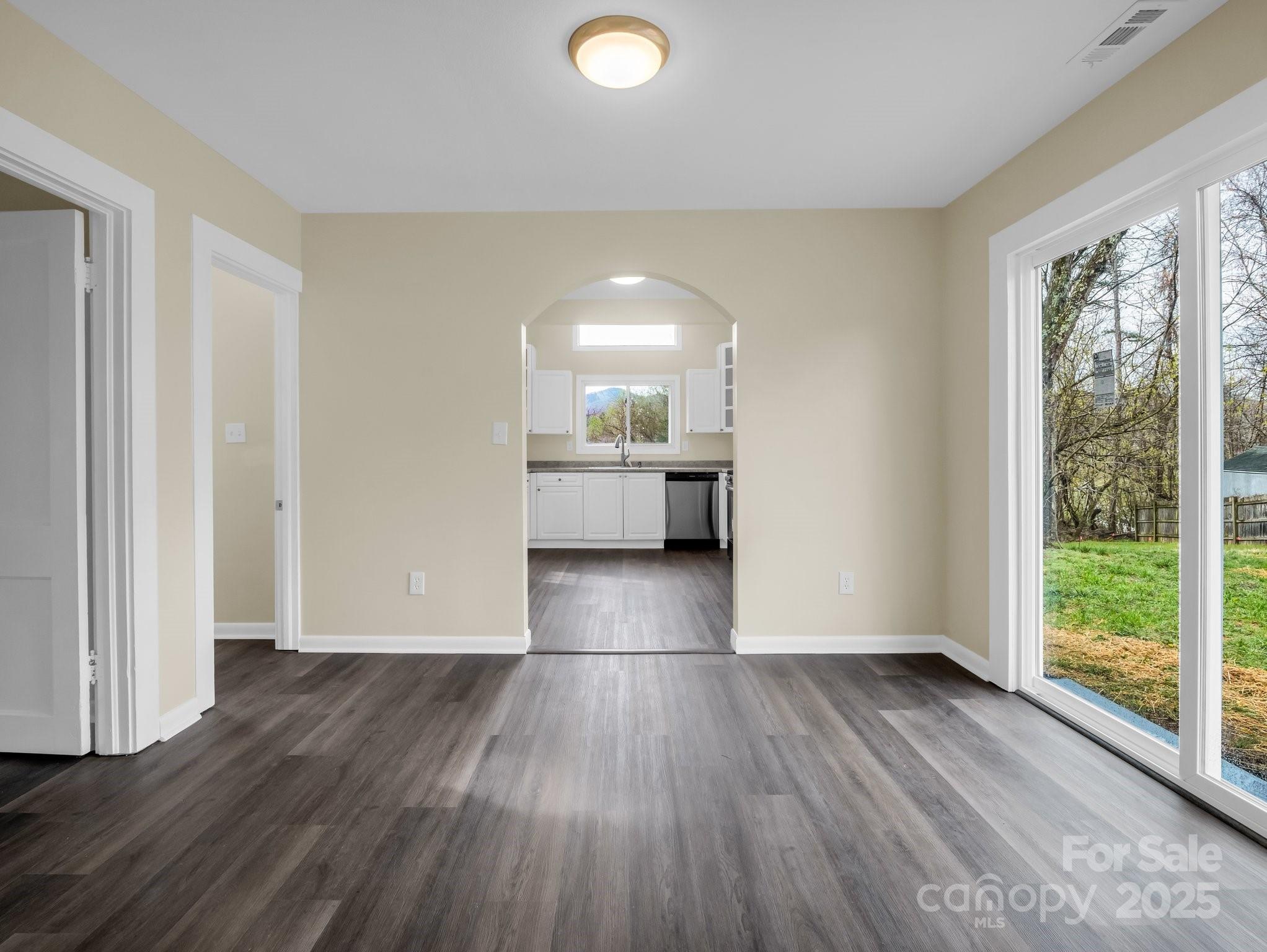 92 Bailey Road Candler, NC 28715 - Photo 5 of 27 Gallery Image 5