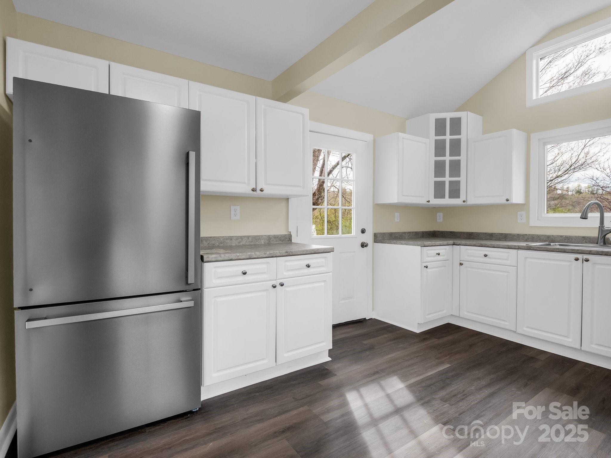 92 Bailey Road Candler, NC 28715 - Photo 8 of 27 Gallery Image 8