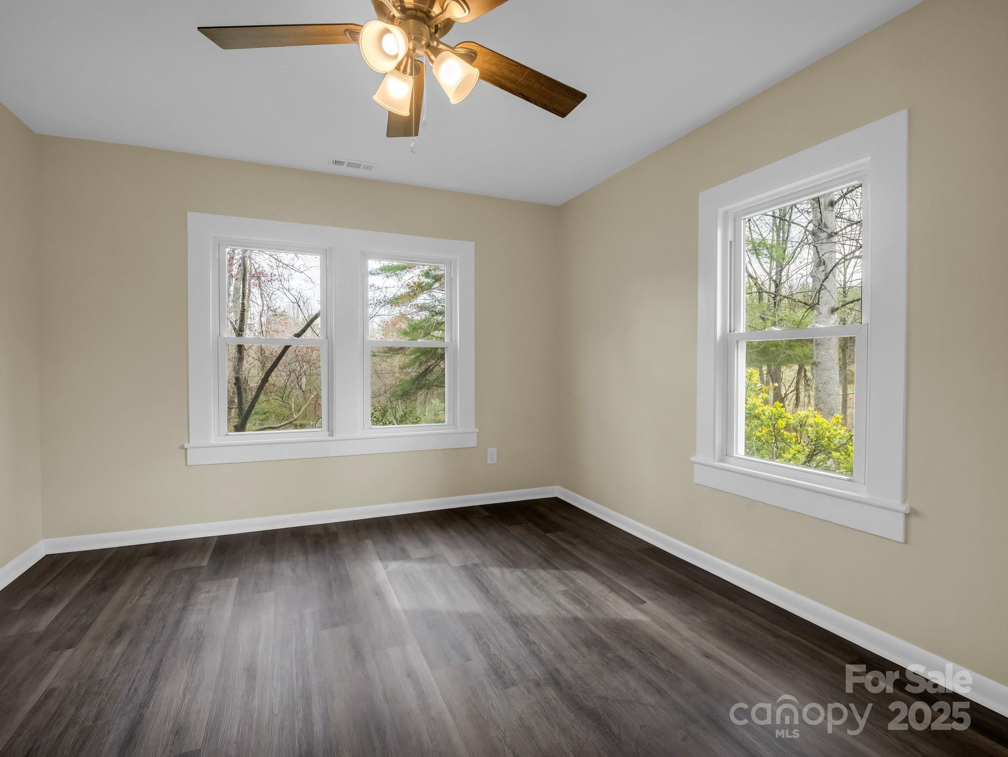 92 Bailey Road Candler, NC 28715 - Photo 10 of 27 Gallery Image 10