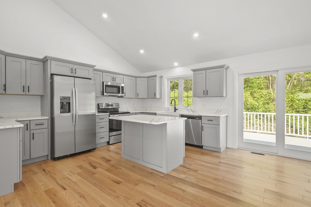 32 Mill Road Dudley, MA 01571 - Photo 5 of 33 Gallery Image 5