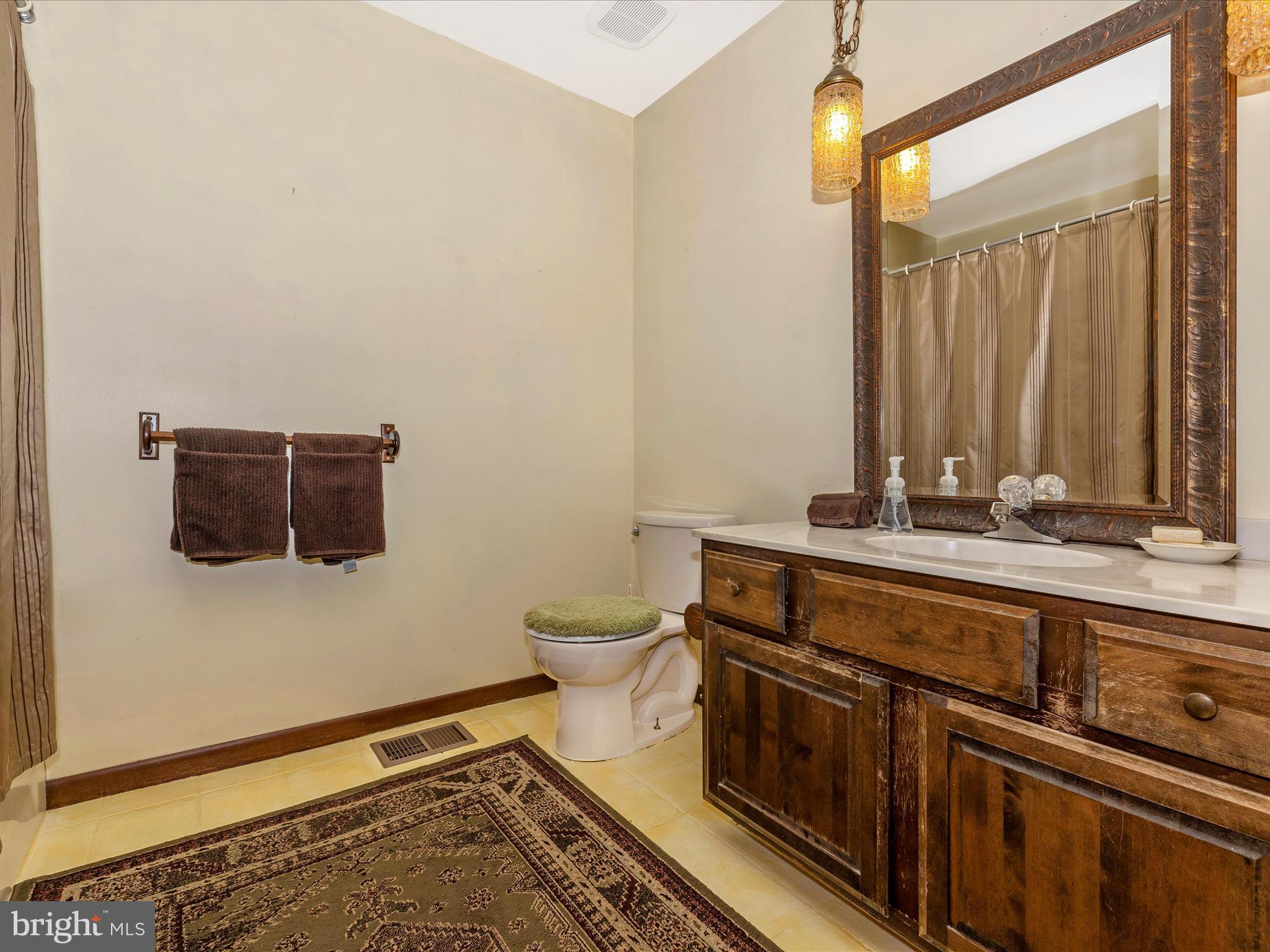 1433 Nicodemus Road New Windsor, MD 21776 - Photo 33 of 56 Bathroom 2