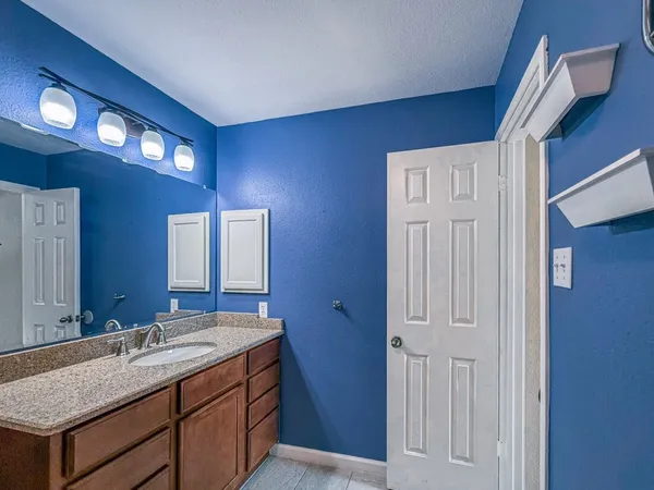 $2,500 | 1215 Fenway Park, Pflugerville, TX 78660