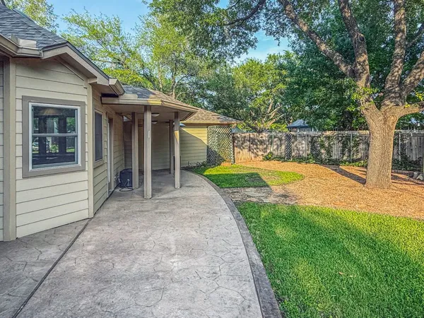 $2,500 | 1215 Fenway Park, Pflugerville, TX 78660