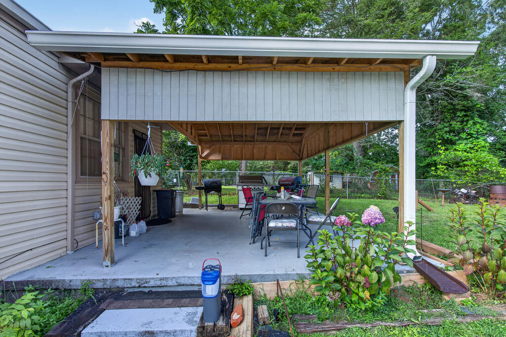 959 Hillcrest Drive Blue Ridge, GA 30513 - Photo 5 of 22 Gallery Image 5