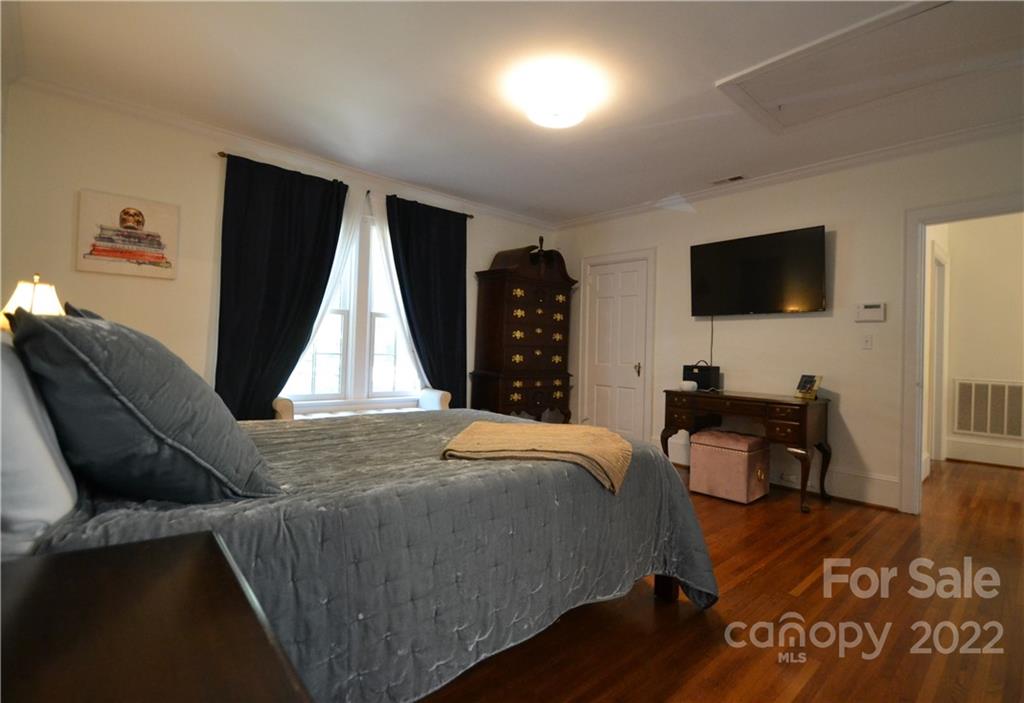 1317 Providence Road Charlotte, NC 28207 - Photo 19 of 33 Gallery Image 19