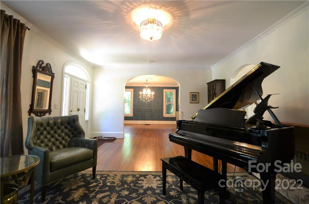 1317 Providence Road Charlotte, NC 28207 - Photo 3 of 33 Gallery Image 3