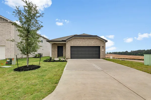 $1,850 | 15049 Ronan Drive, Conroe, TX 77316