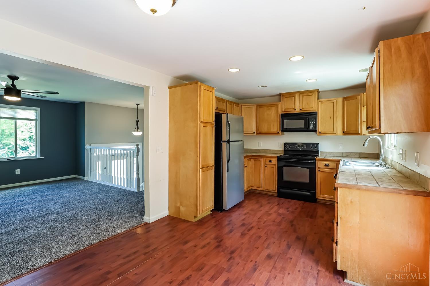 1267 West Kemper Road Forest Park, OH 45240 - Photo 9 of 20