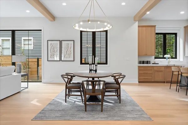 $3,900,000 | 104 South Monroe Street, Hinsdale, IL 60521