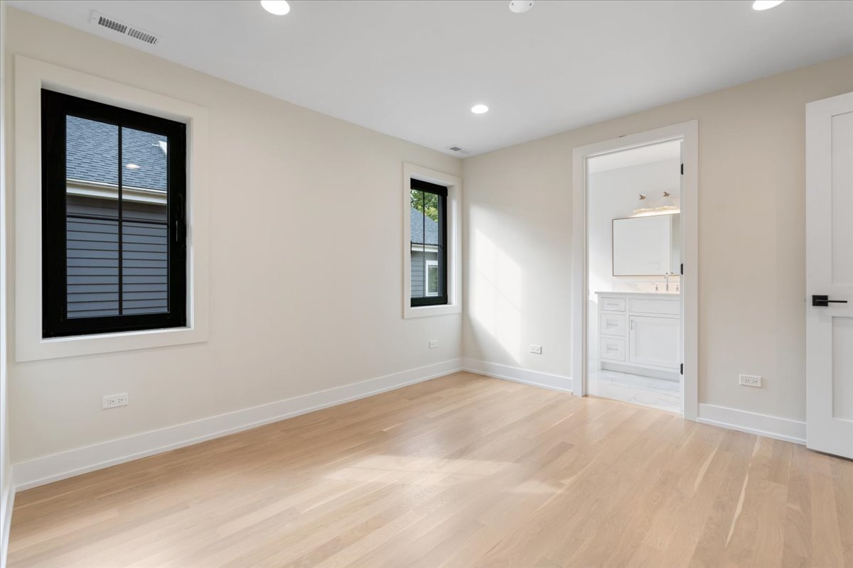 104 South Monroe Street Hinsdale, IL 60521 - Photo 33 of 60