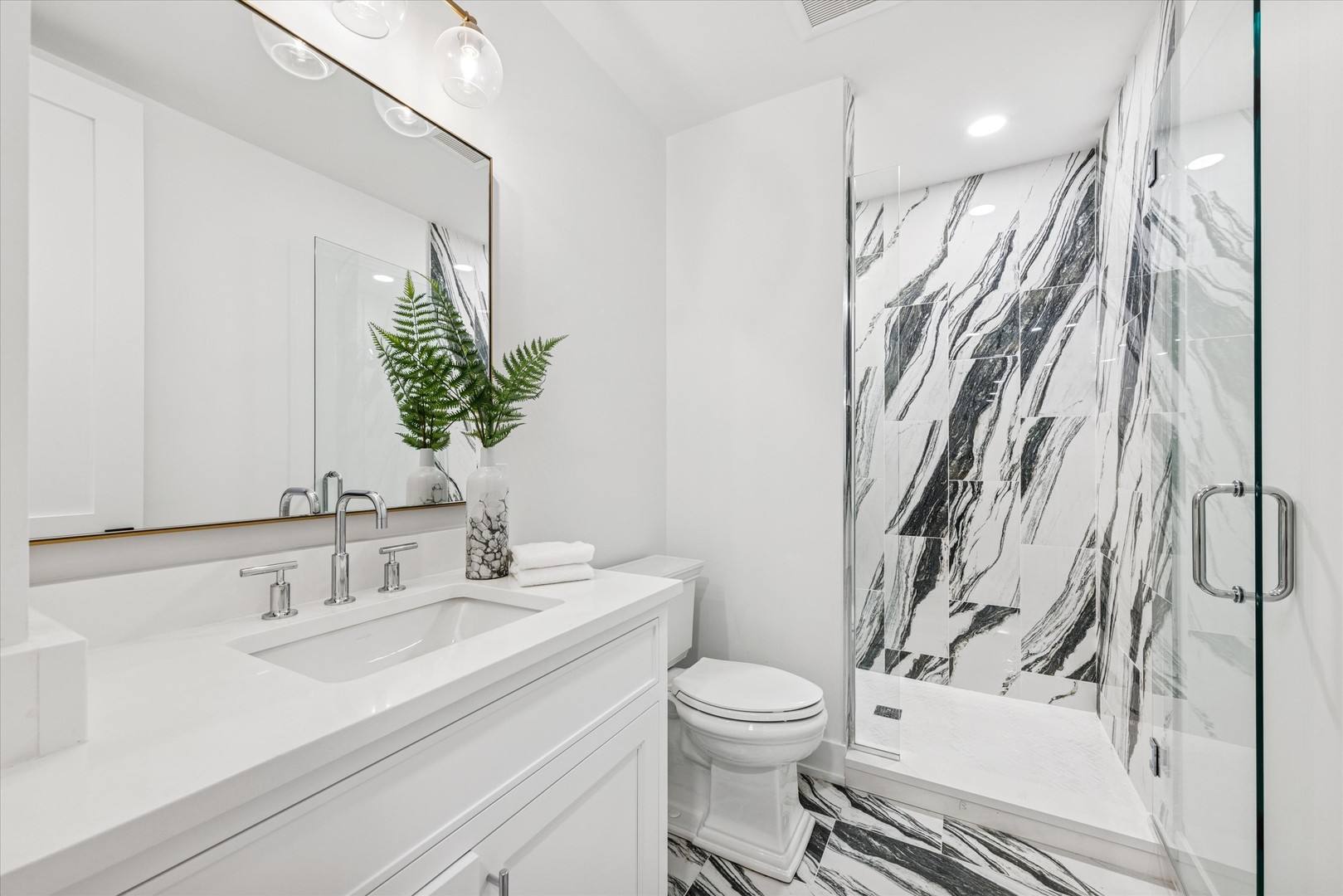 104 South Monroe Street Hinsdale, IL 60521 - Photo 38 of 60