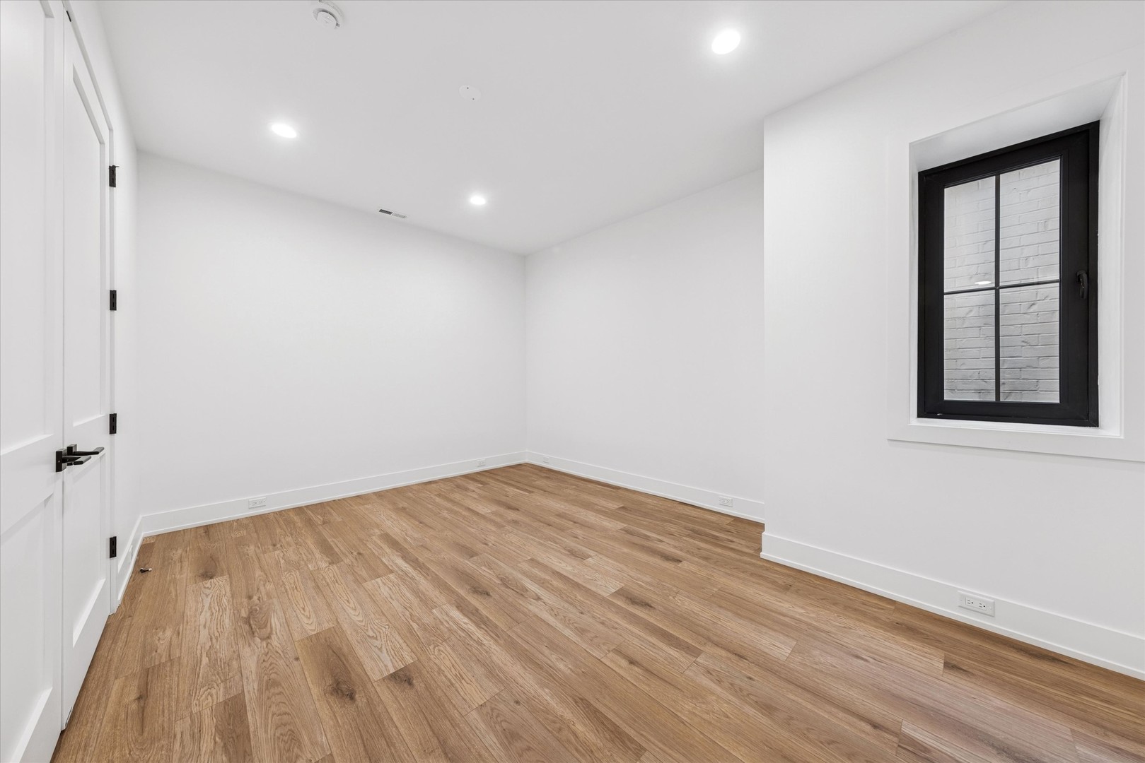 104 South Monroe Street Hinsdale, IL 60521 - Photo 39 of 60