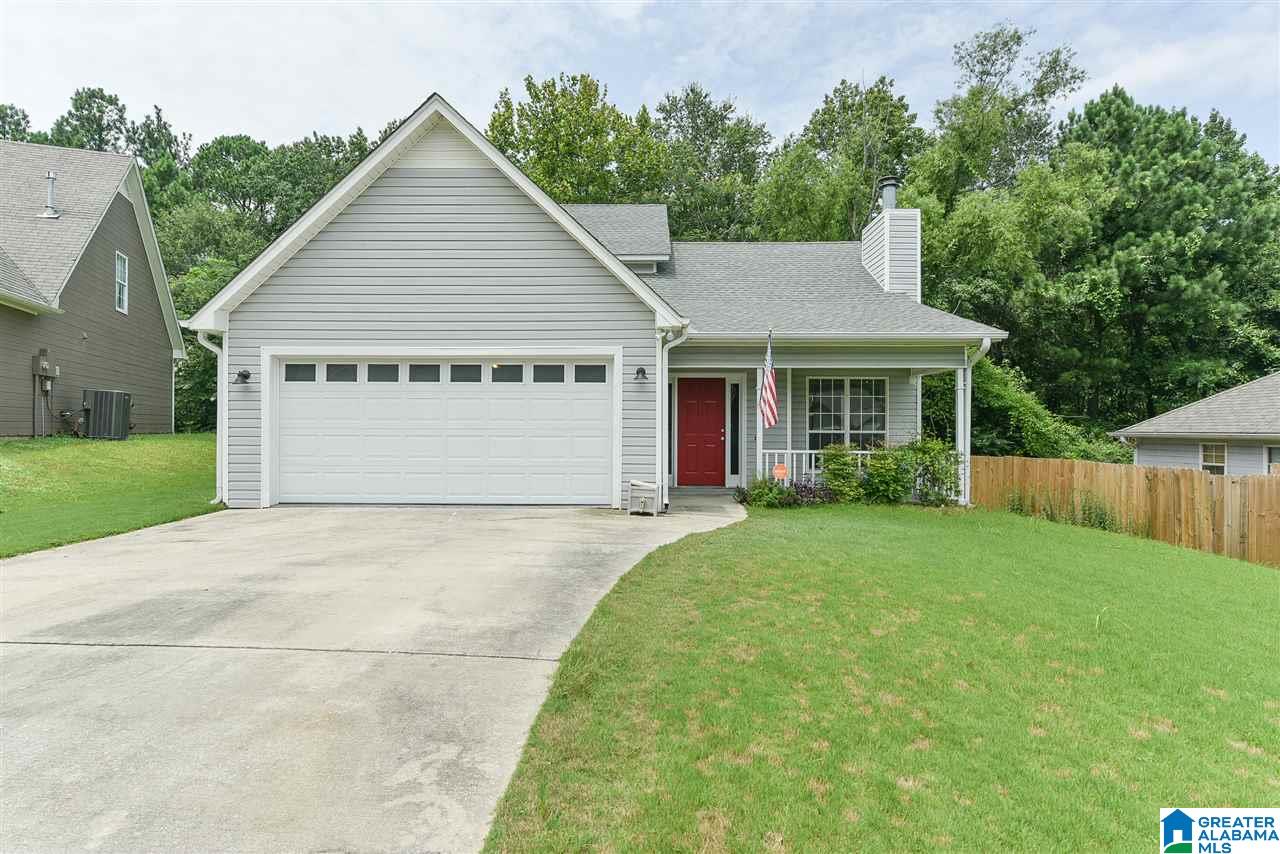 160 Lake Terrace Alabaster, AL 35007 - Photo 1 of 36