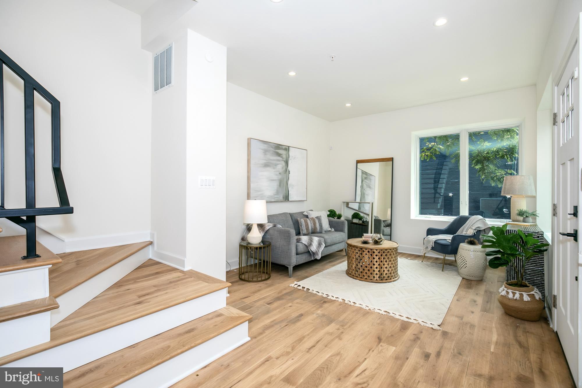 401 K Street Northeast, Unit B Washington, DC 20002 - Photo 3 of 27 And welcome to Residence B.