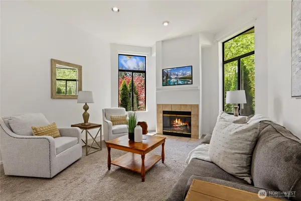 $520,000 | 9009 Avondale Road Northeast, Unit M226, Redmond, WA 98052