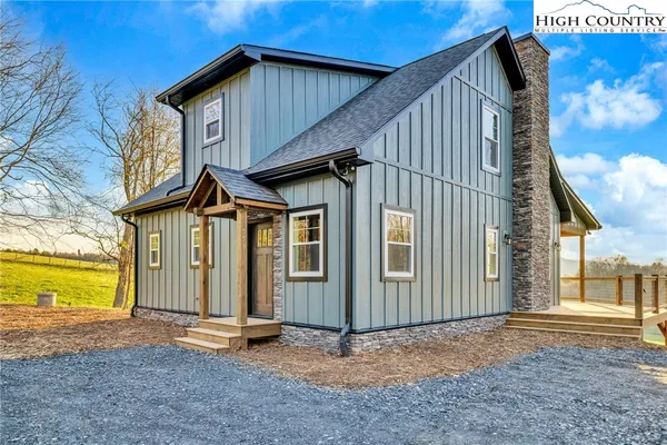 $525,000 | 553 Graybeal Calloway Drive, Jefferson, NC 28640