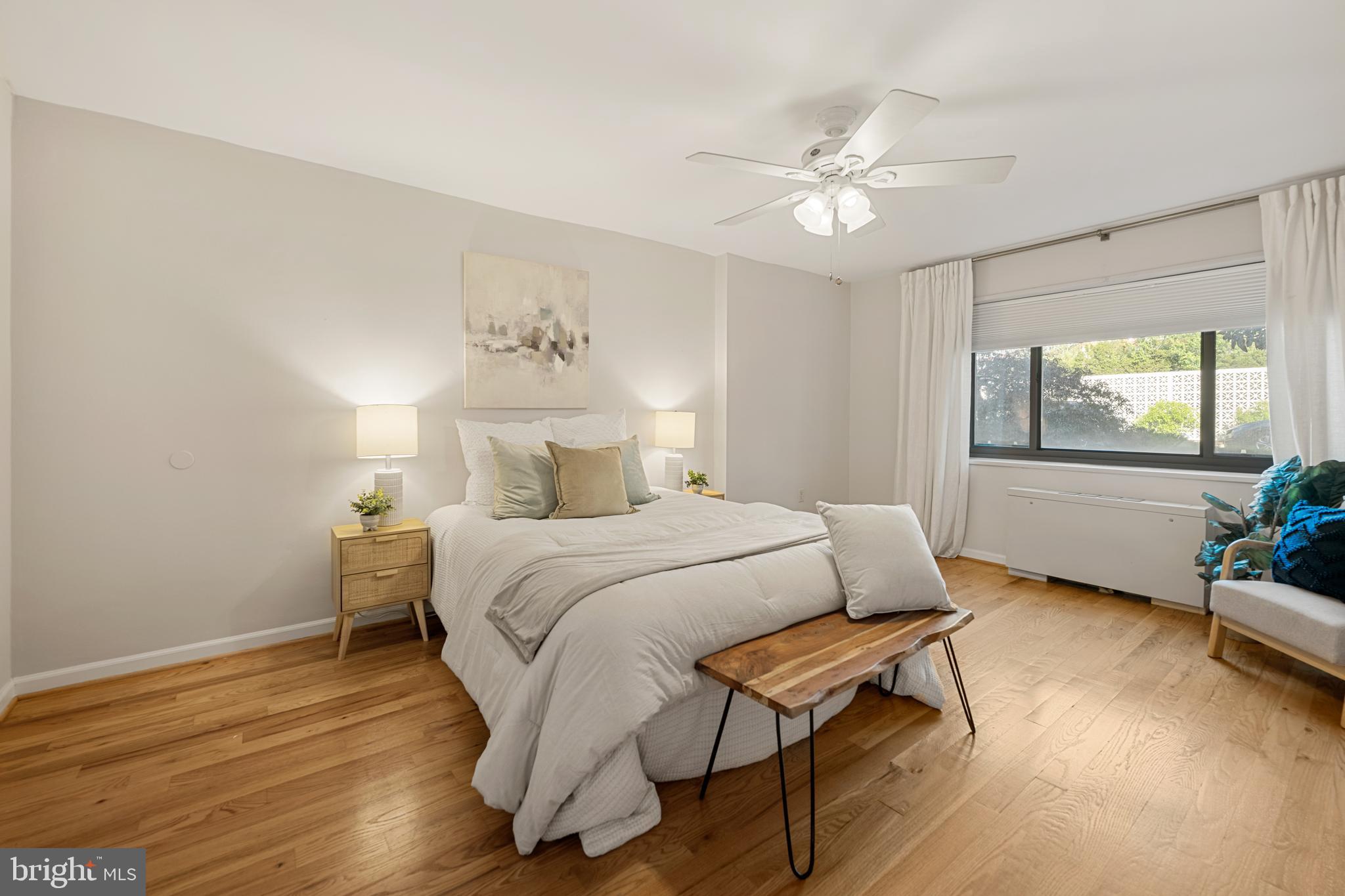 1300 South Arlington Ridge Road, Unit 314 Arlington, VA 22202 - Photo 11 of 31 Primary Bedroom