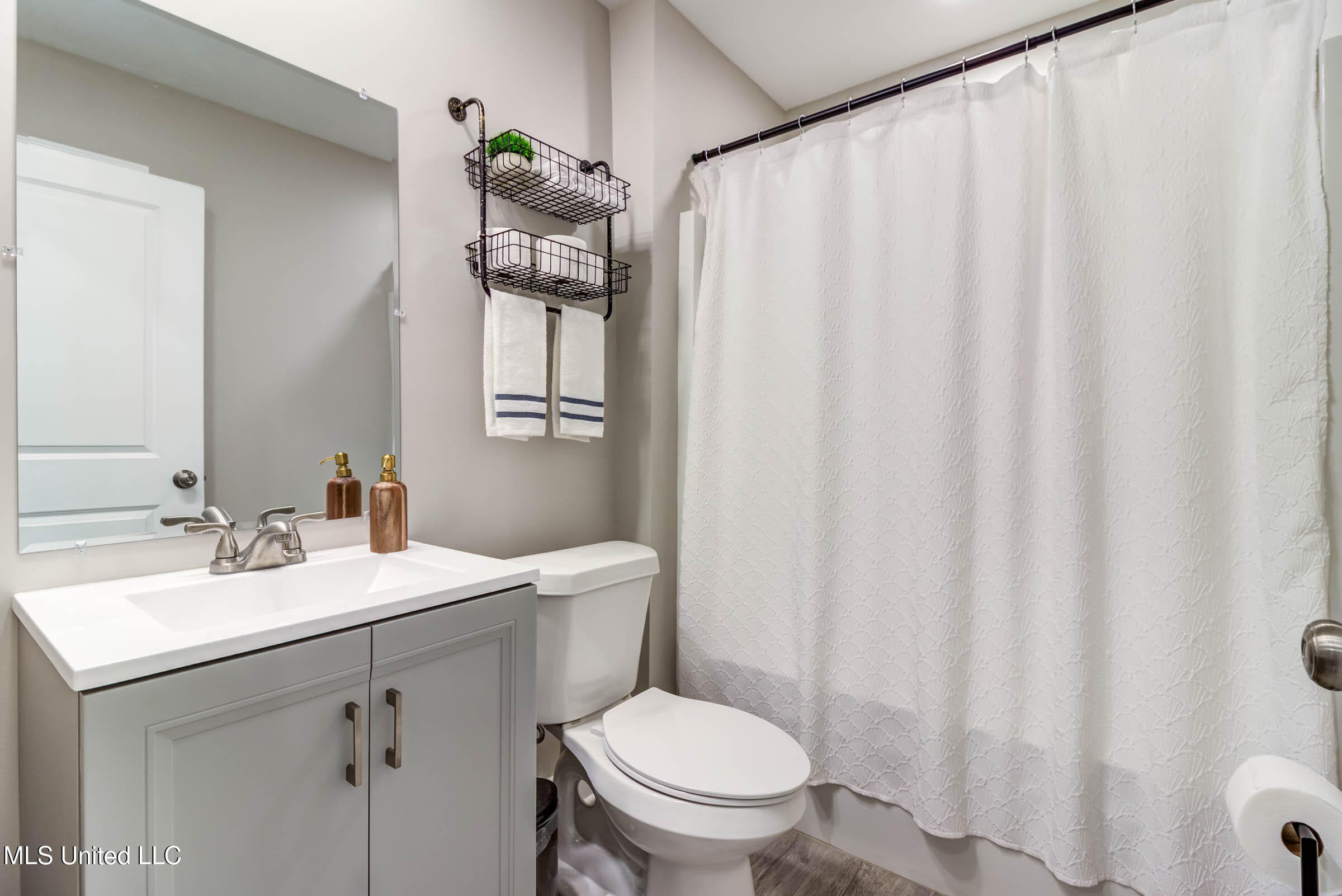 1412 Spruce Street Ocean Springs, MS 39564 - Photo 35 of 46 1412 Spruce St (6)