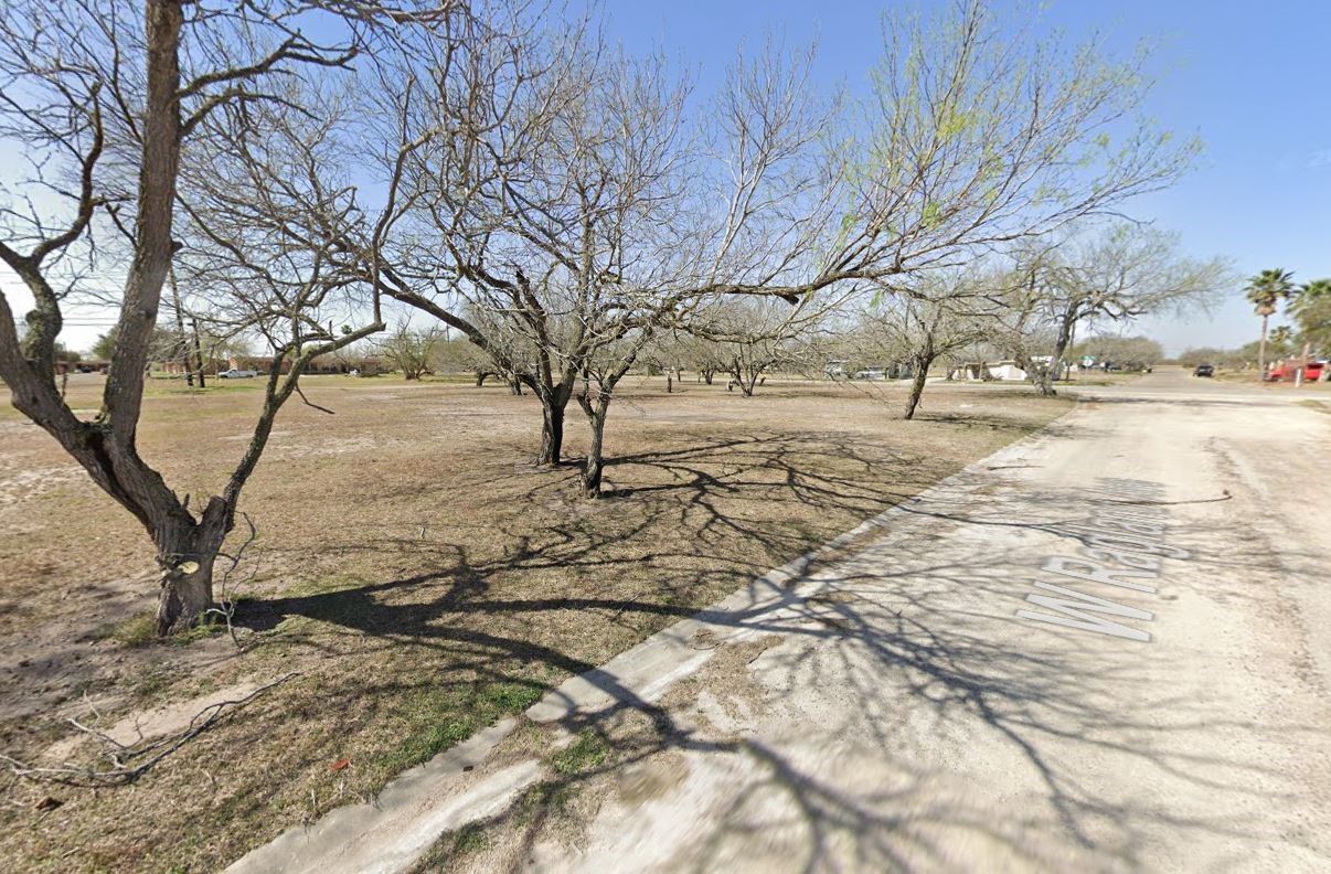 409 West Ragland Avenue Kingsville, TX 78363 - Photo 2 of 7 a view of yard covered with snow in back yard
